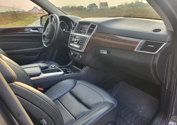 Mercedes-Benz ML cena 93500 przebieg: 53800, rok produkcji 2012 z Blachownia małe 407